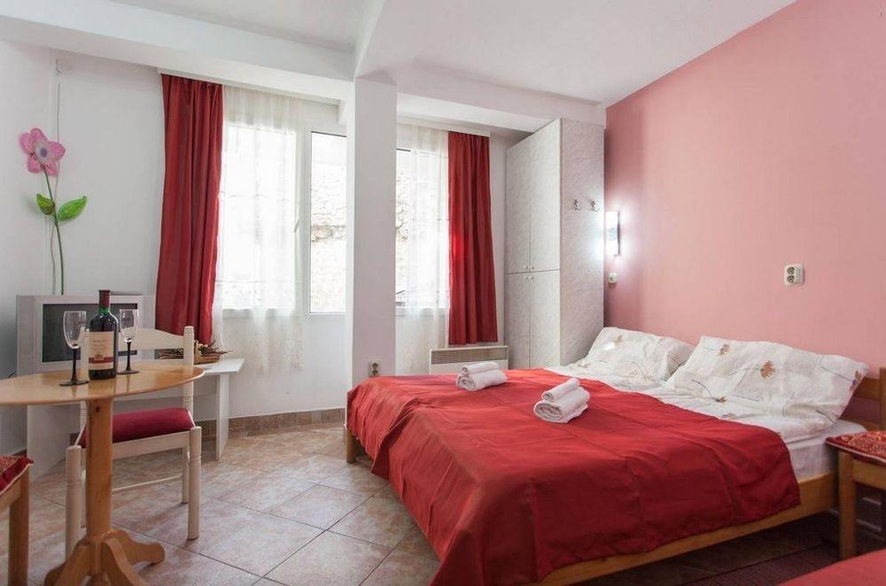 Vila Kosta City Center Port Ohrid Buitenkant foto