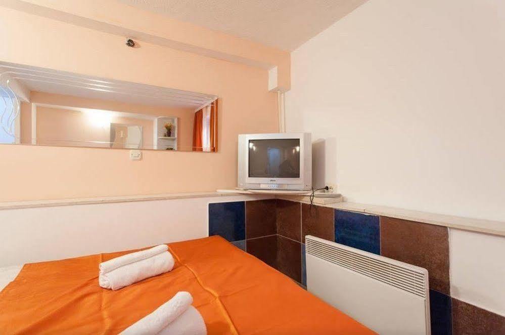 Vila Kosta City Center Port Ohrid Buitenkant foto